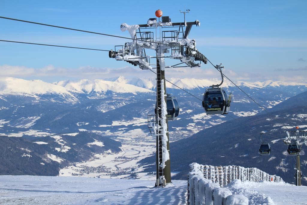 Grizzly Sport & Motorrad Resort Sankt Margarethen im Lungau Buitenkant foto